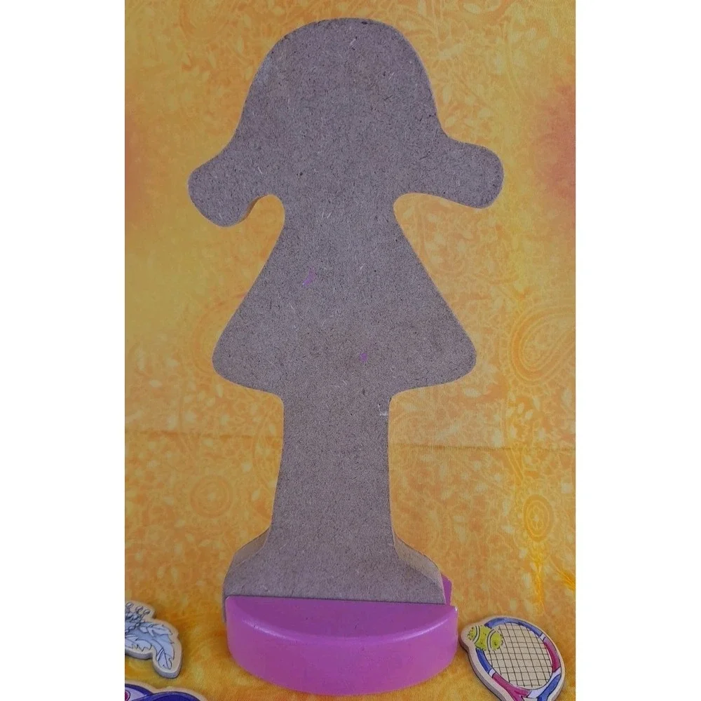 Poppy Magnetic Wooden Doll‎ With Base And 32 Pieces For Dress Up